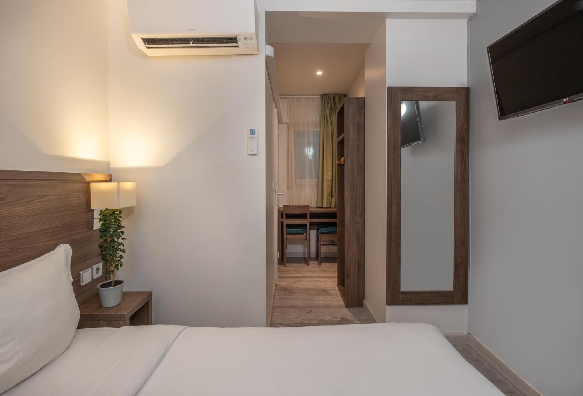 Hotel La Perle Montparnasse Paris Dış mekan fotoğraf